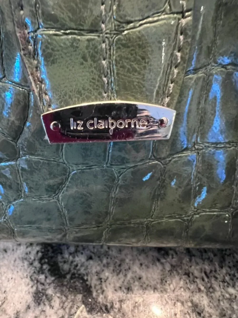 Vintage LIZ CLAIBORNE green crocodile-embossed faux‎ leather satchel handbag